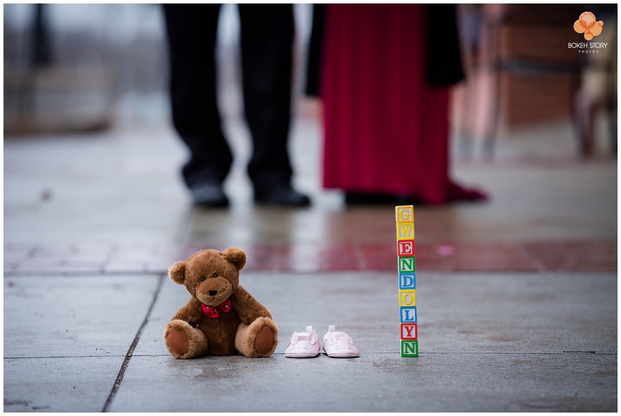 Maternity portrait session at Liberty Square, Liberty MO | Bokeh Story Photos