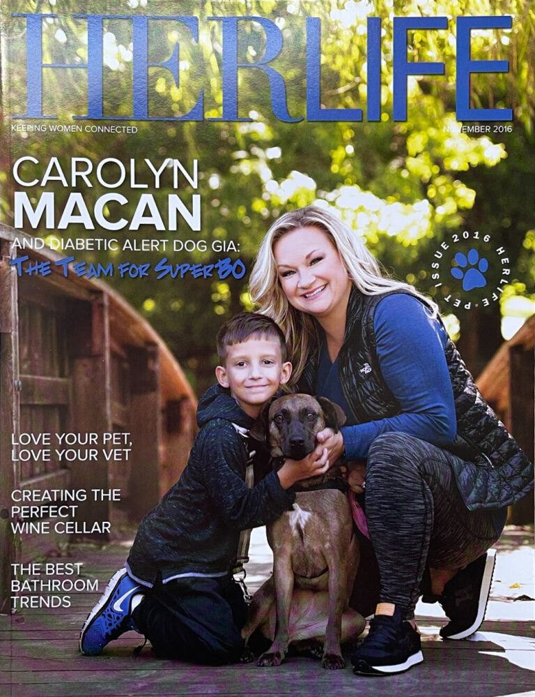 HERLIFE Magazine November 2016 cover featuring Carolyn Macan, a child, and their dog.